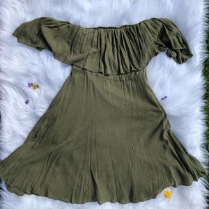 Onetheland Green Off the Shoulder Summer Dress